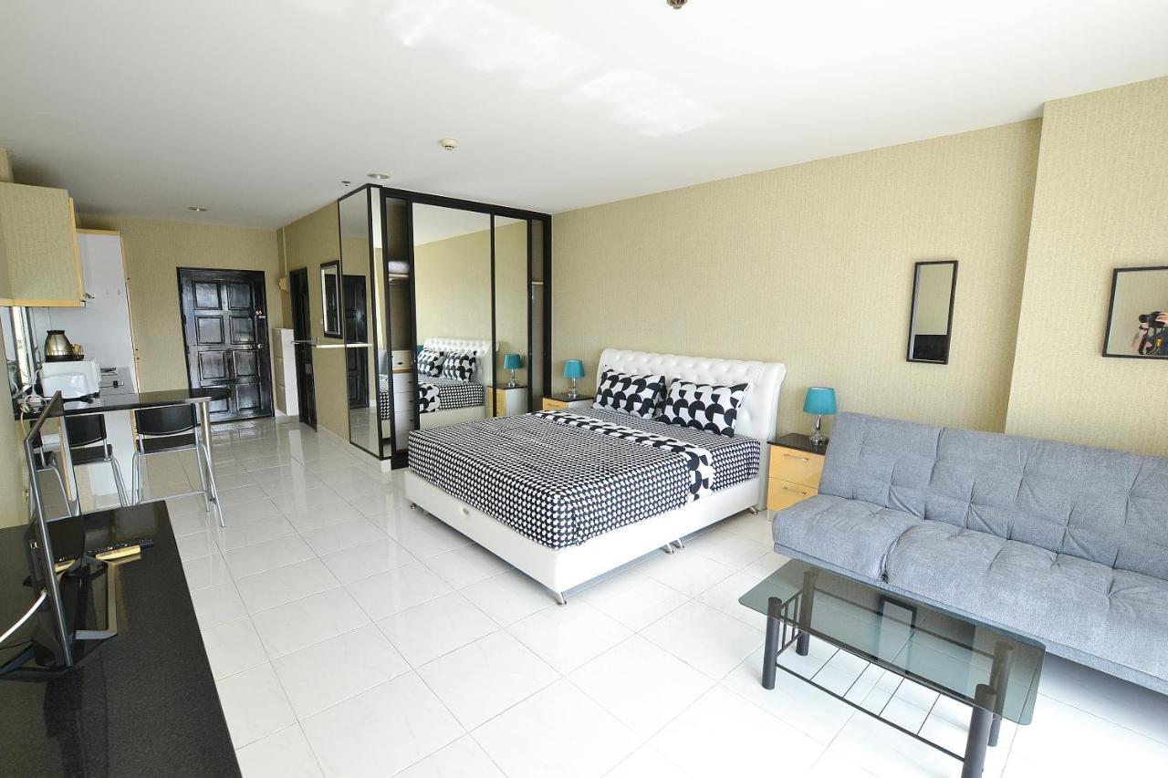 Condo Express View Talay 6 Pattaya Exterior photo