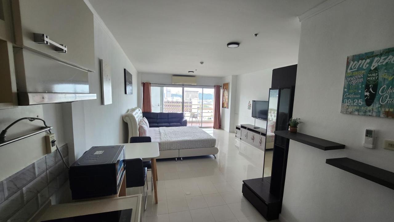 Condo Express View Talay 6 Pattaya Exterior photo
