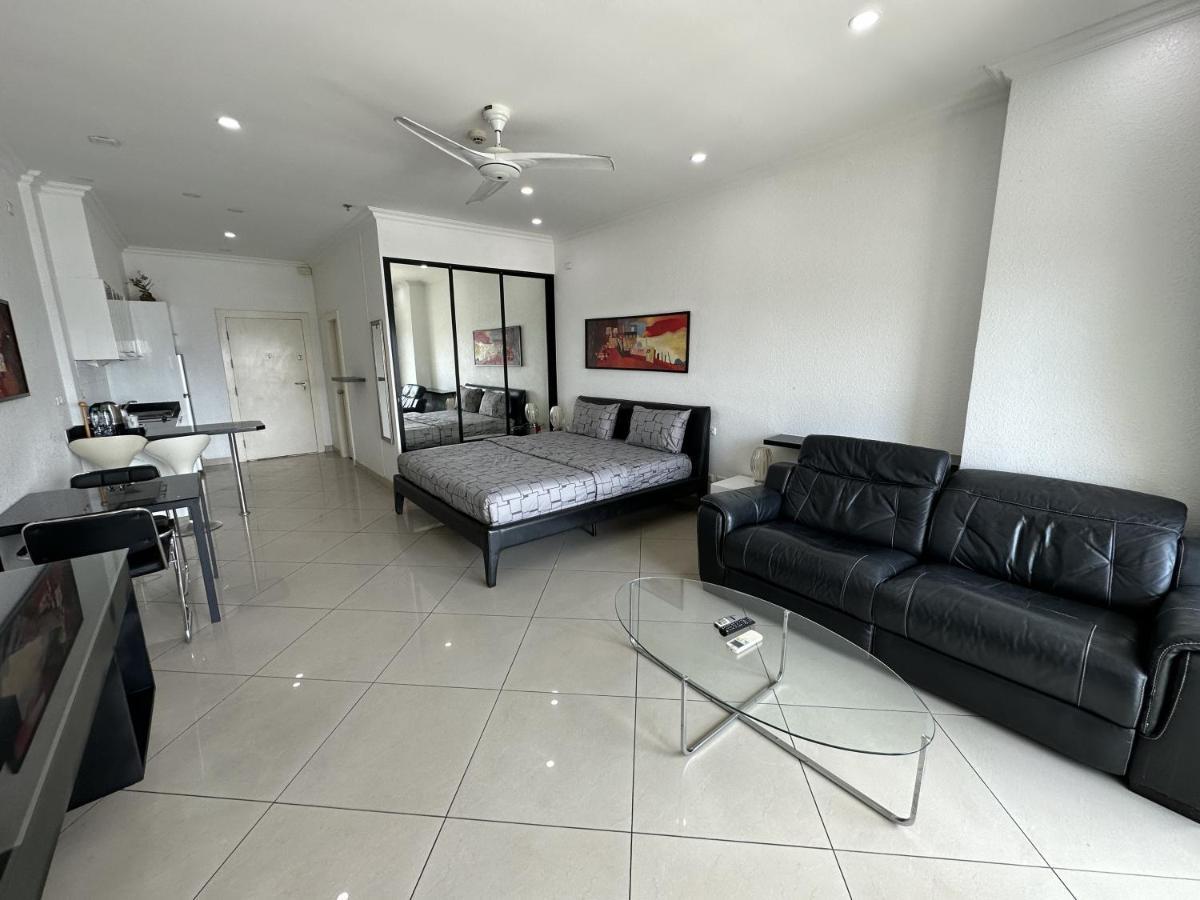 Condo Express View Talay 6 Pattaya Exterior photo
