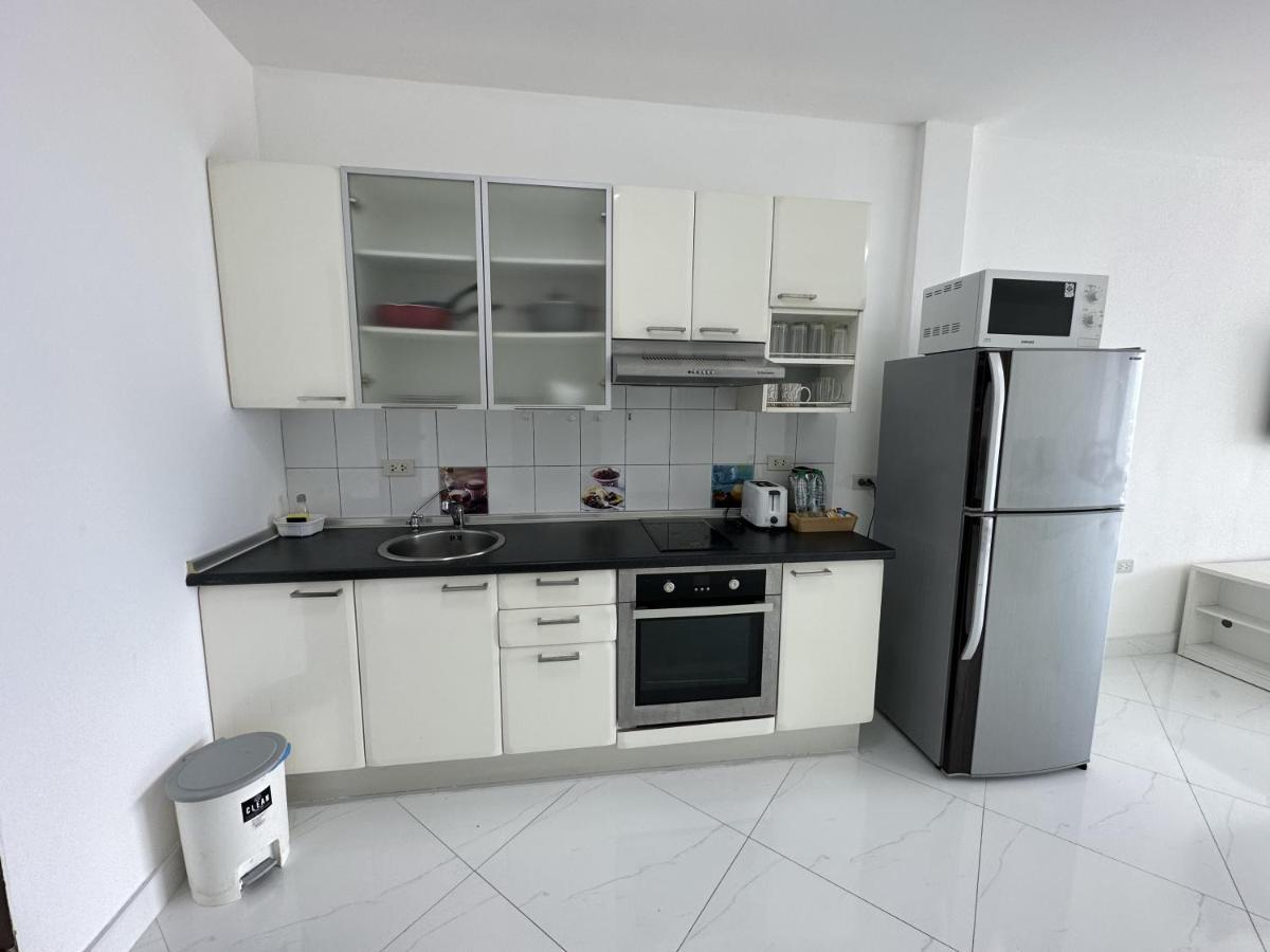 Condo Express View Talay 6 Pattaya Exterior photo