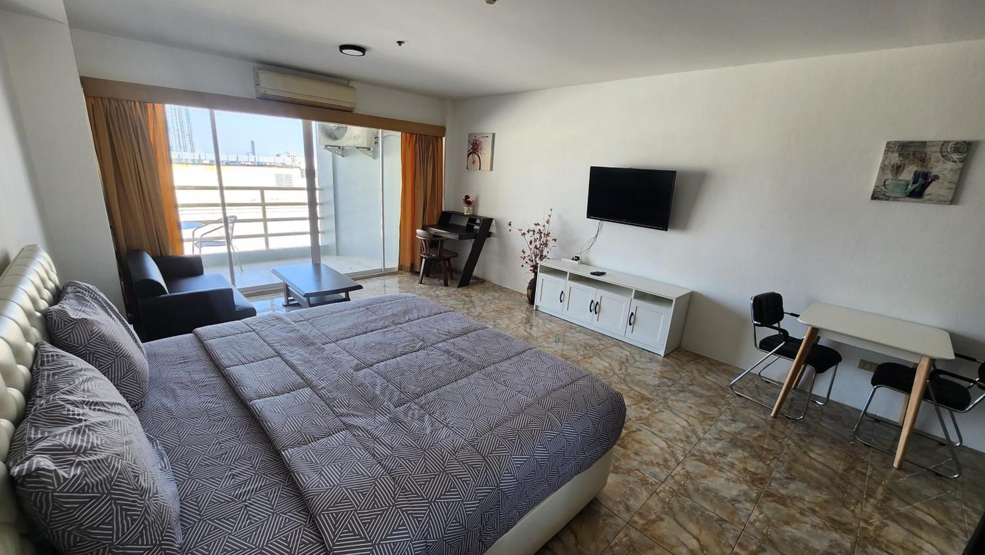 Condo Express View Talay 6 Pattaya Exterior photo