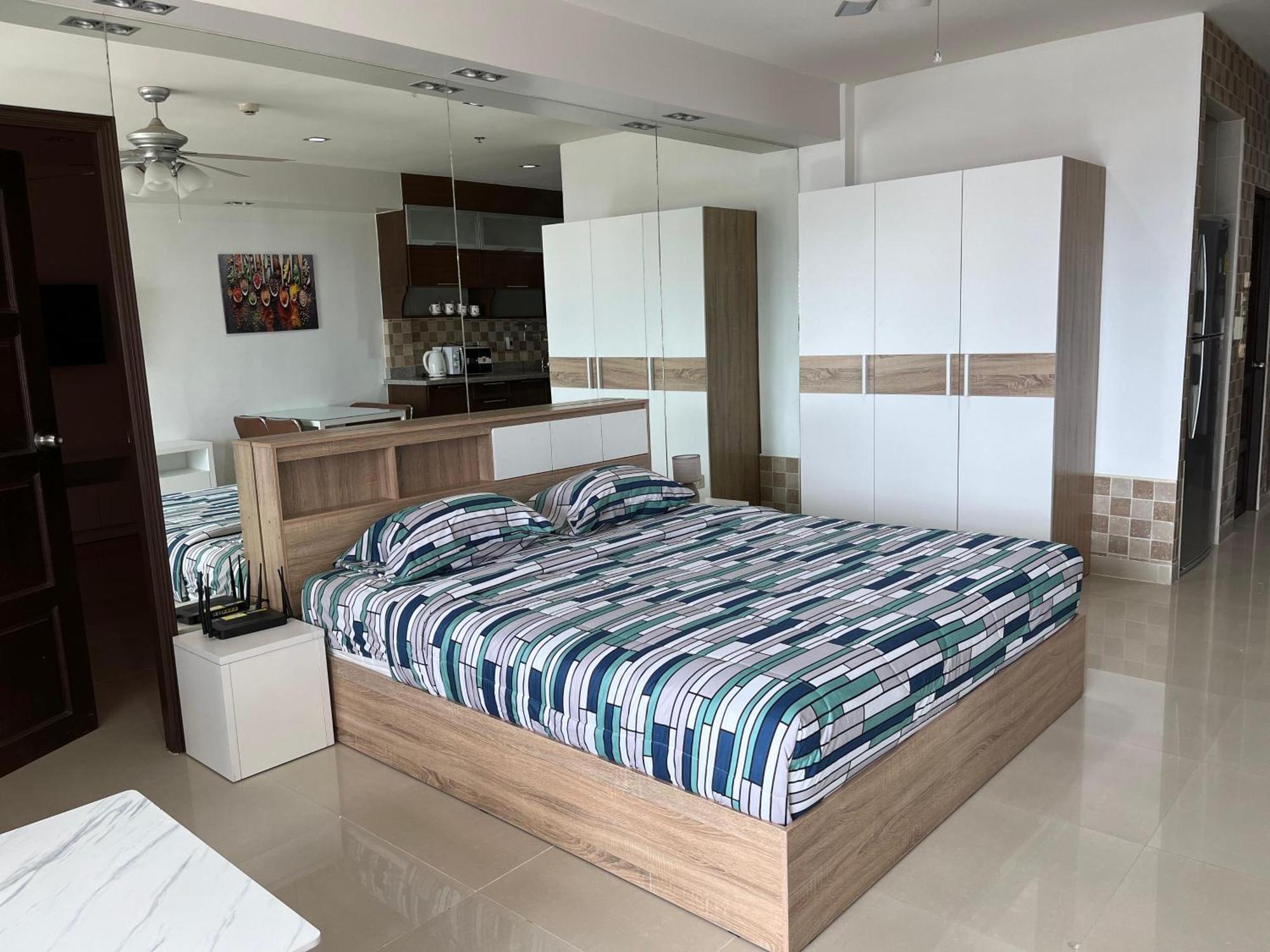 Condo Express View Talay 6 Pattaya Exterior photo
