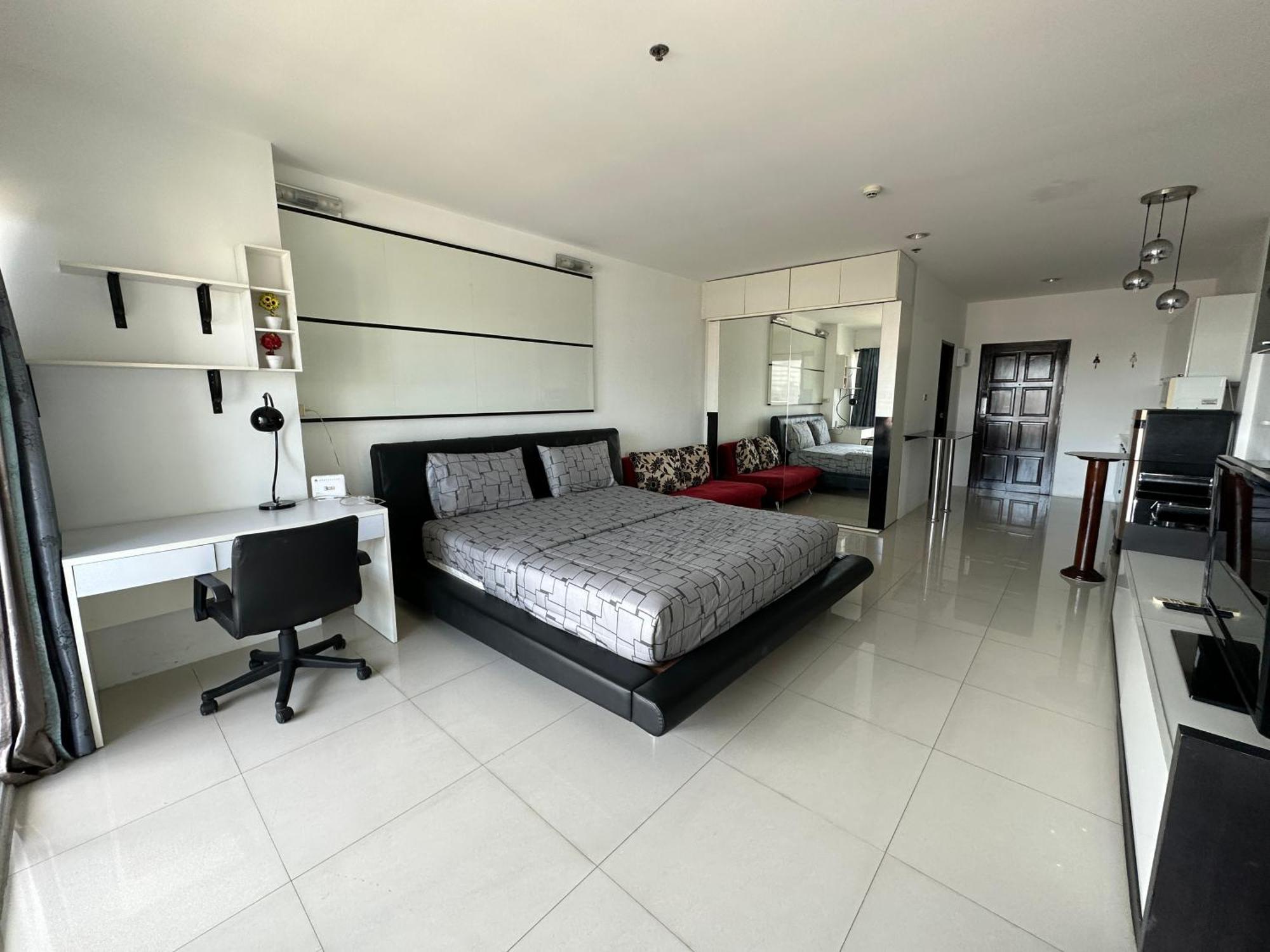 Condo Express View Talay 6 Pattaya Exterior photo
