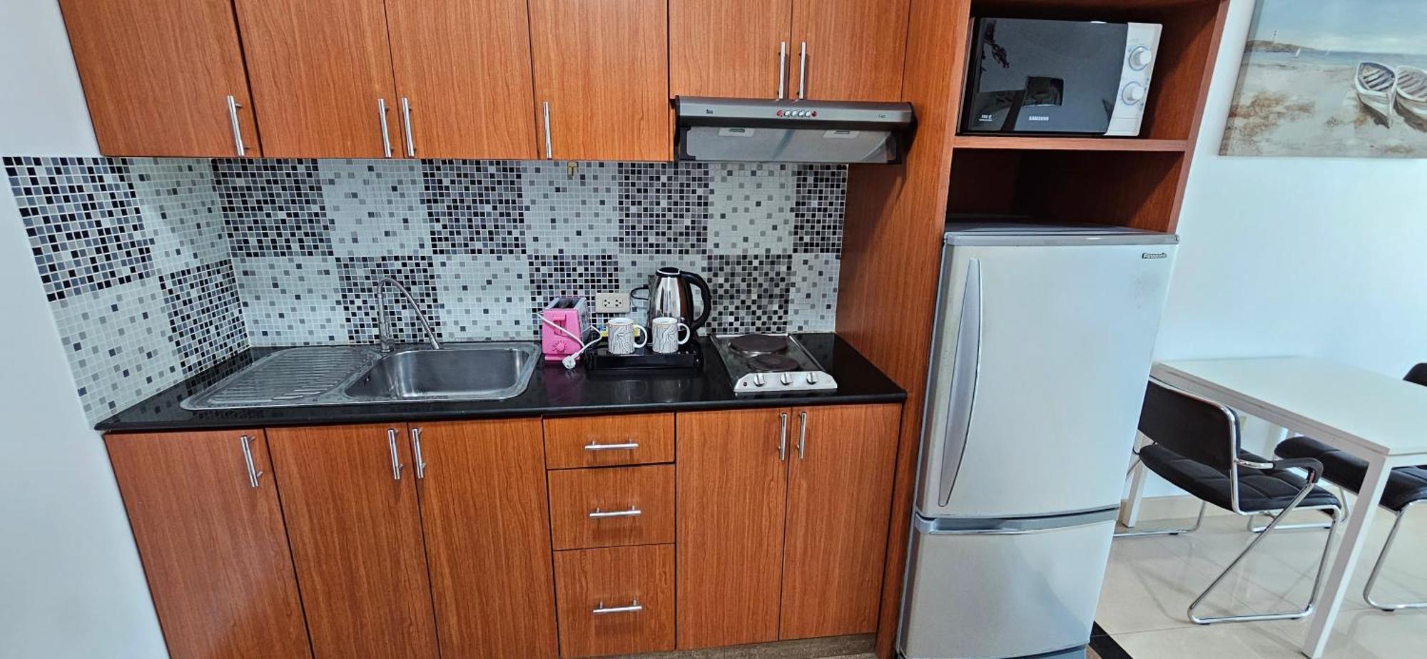 Condo Express View Talay 6 Pattaya Exterior photo