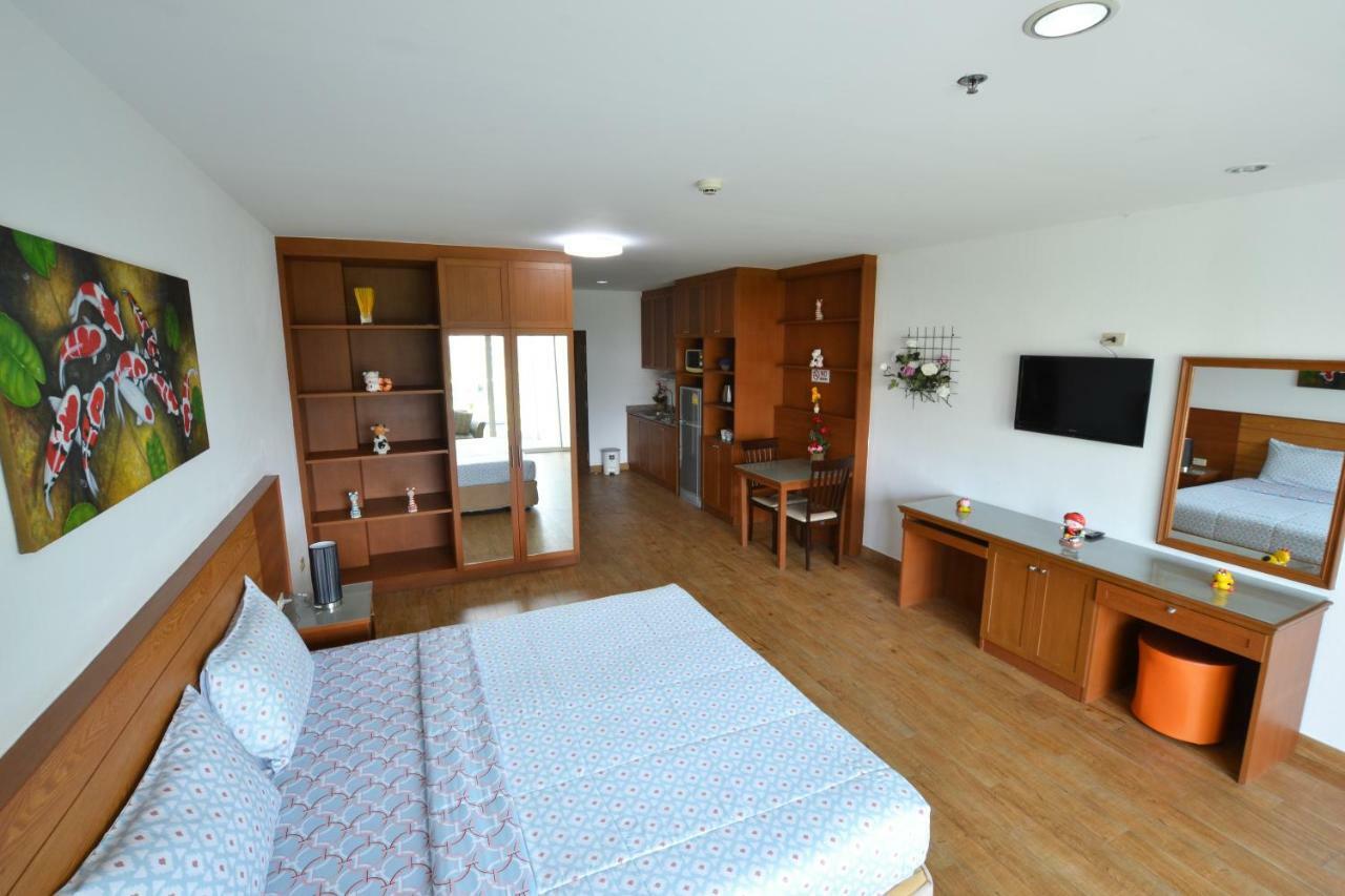 Condo Express View Talay 6 Pattaya Exterior photo